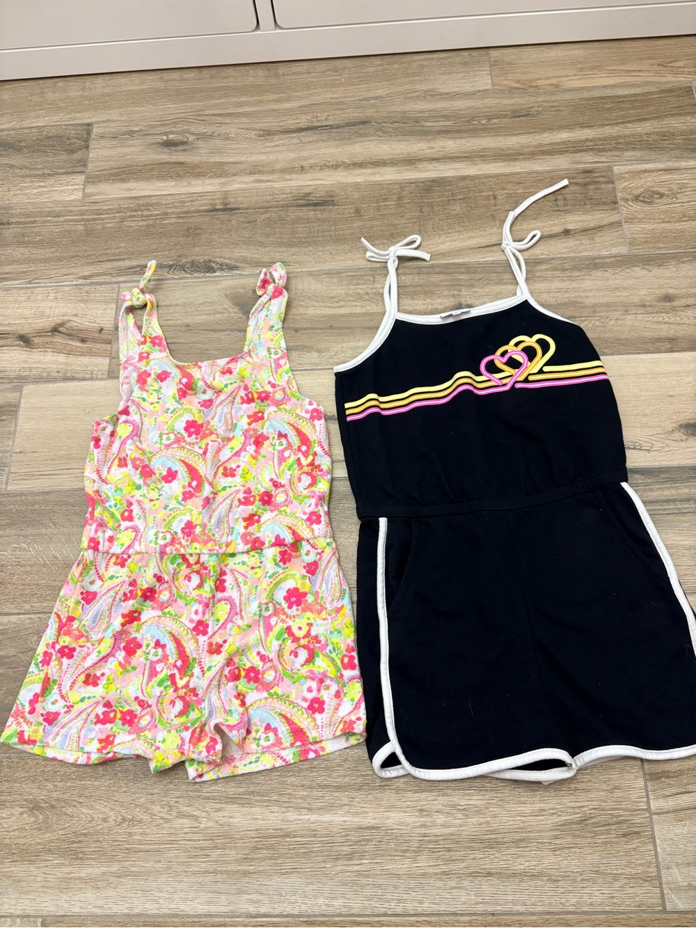 Crown & Ivy Kids rompers Girls size 8 / Medium